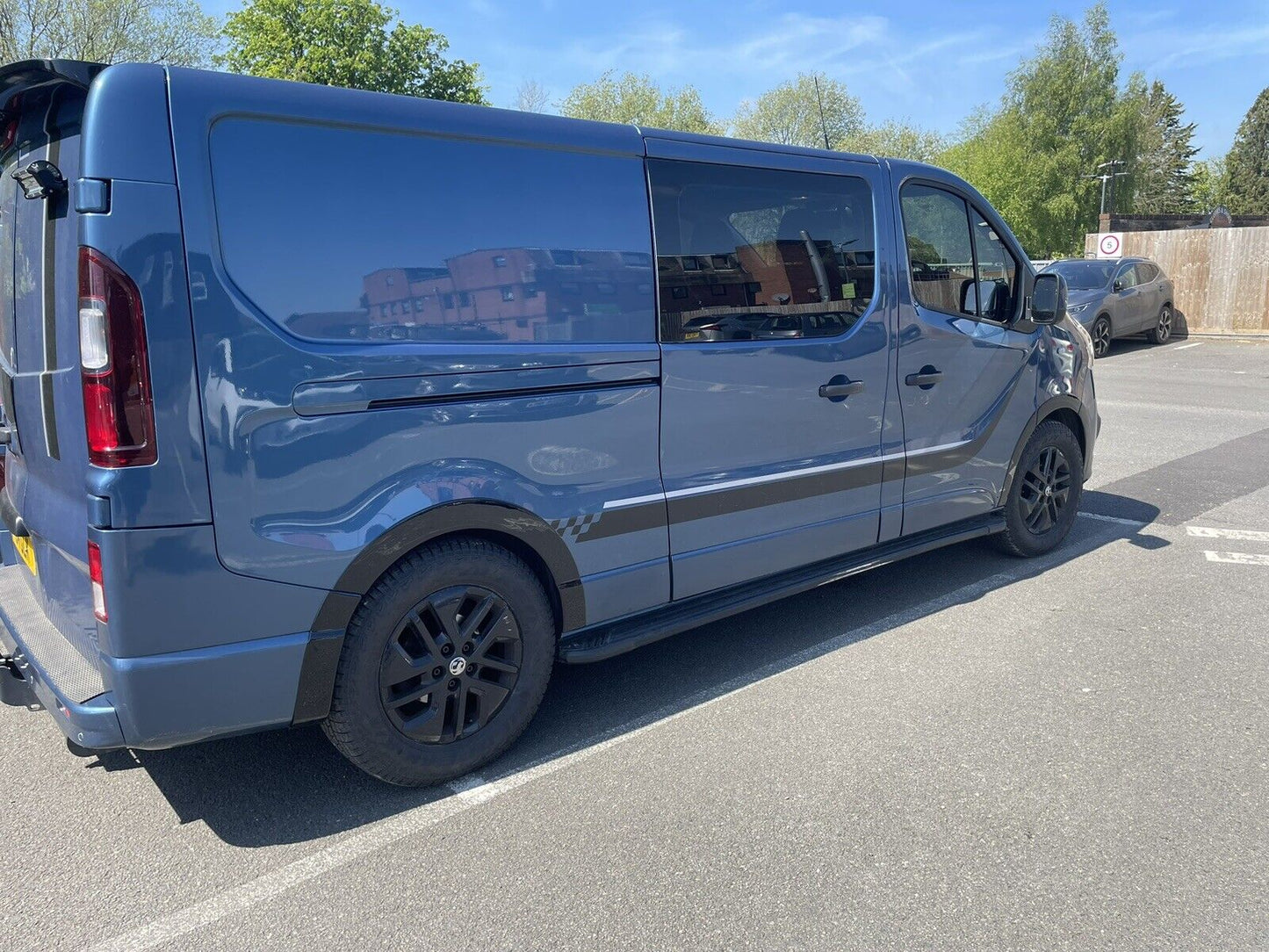 Radlaufverkleidungen passend für Renault Trafic X82 2014-2018 LWB v2 mit ABE TÜV Hochglanz Schwarz