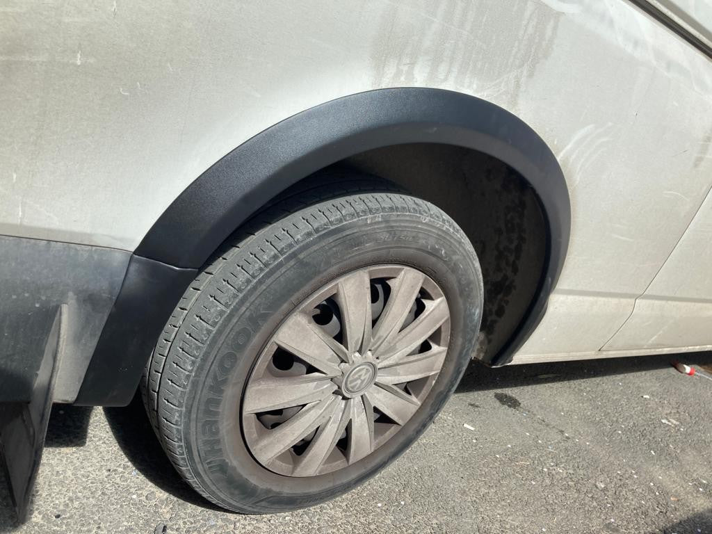 Radlaufverkleidungen passend für VW Transporter T6 2015-2019 (LWB) mit ABE TÜV Matt Schwarz