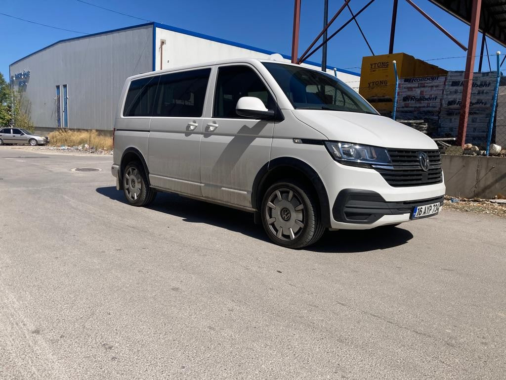 Radlaufverkleidungen passend für VW Transporter T6.1 2019-2021 (Kurze Radstand / Rechte Tür) mit ABE TÜV Matt Schwarz