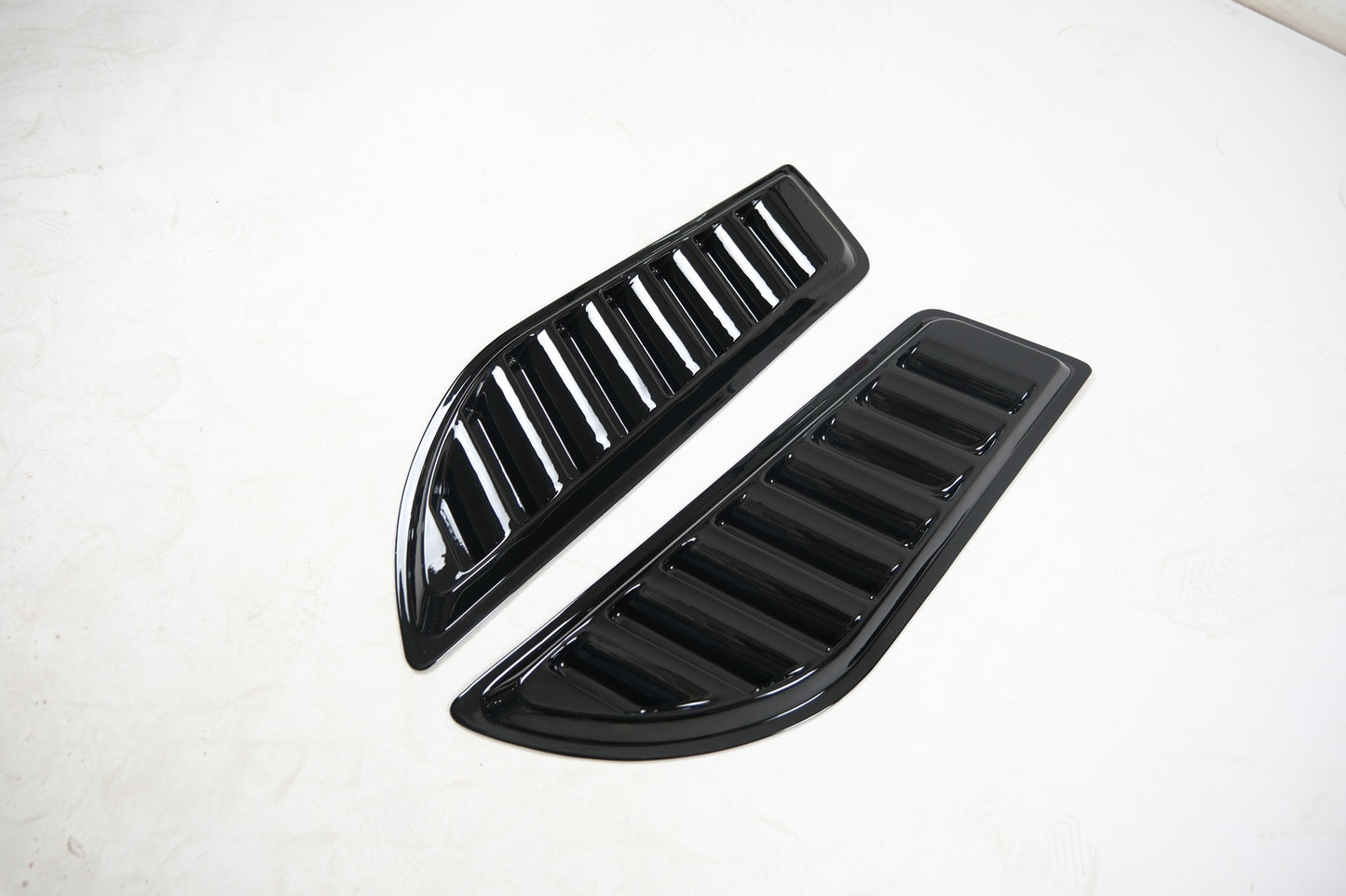 AV17.002-G - Motorhaubenbelüftungen UNIVERSAL Pick-Up Matt Schwarz
