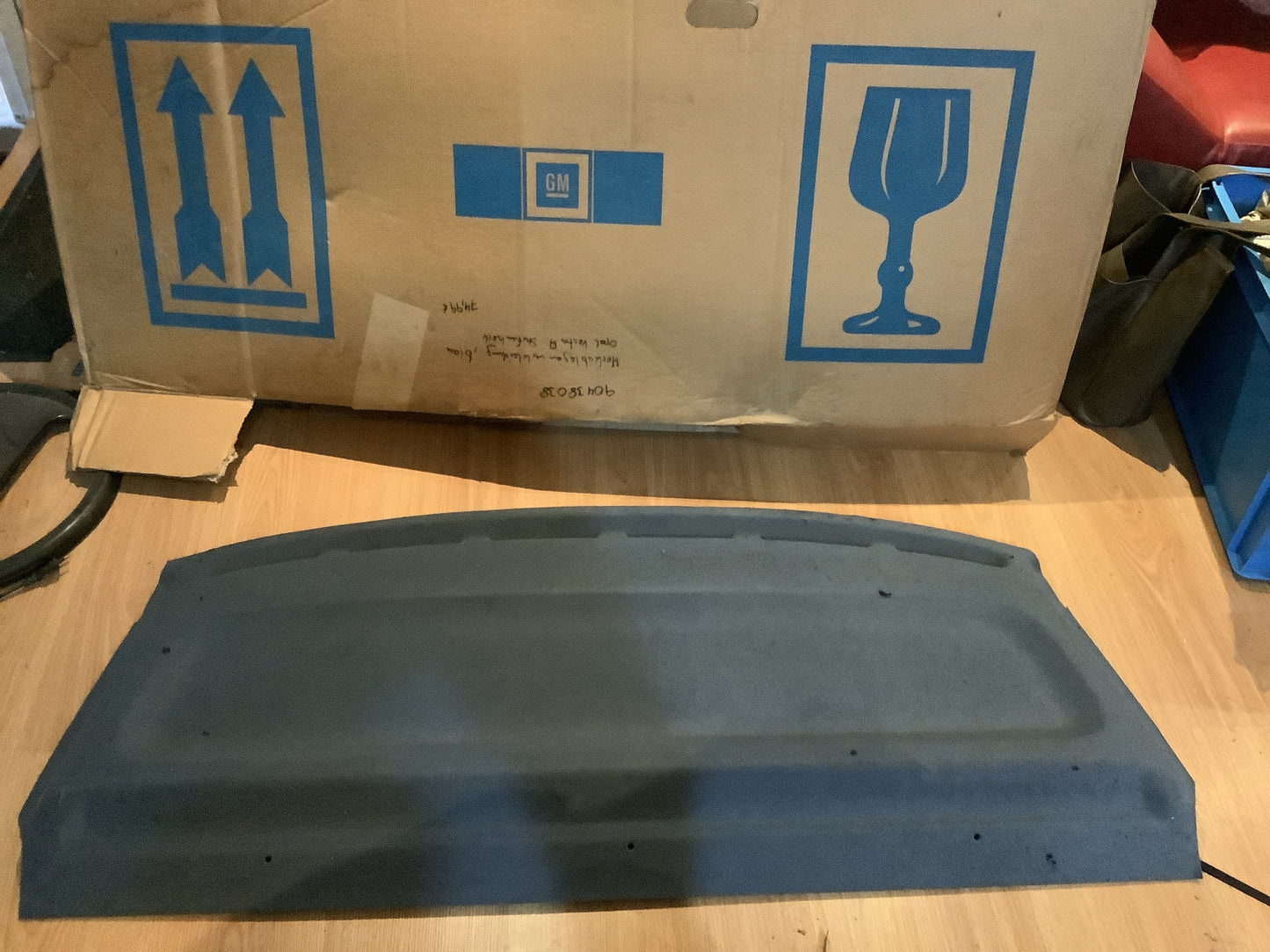 Opel Vectra A Stufenheck Heckablagenverkleidung blau Original GM NEU