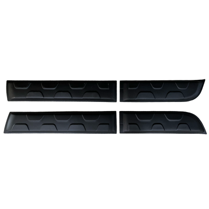 BC05.019 - Karosserieverkleidung passend für Dacia Duster Serie 1 2010-2017 Off-Road (ohne Duster-Markierung) Matt Schwarz