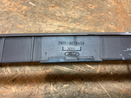 Ford Fiesta (Be256, MK5)  - Ford Focus (MK1) Frontschürze, Kühlergrill Original Ford NEU
