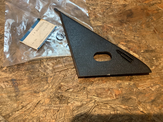 Opel Vectra B Abdeckung links Ecke innen Original GM NEU