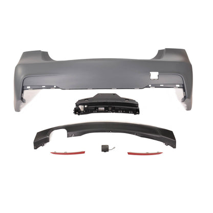 Sport Heckstoßstange mit Diffusor passend für BMW 3 (F30) Limousine 2011-2018
