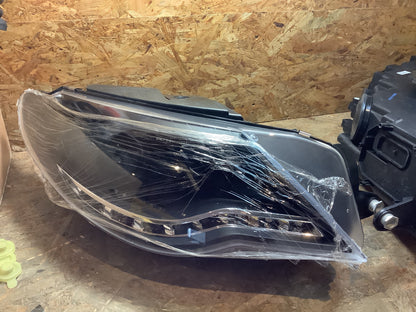 Tuning-Tec LED Tagfahrlicht Scheinwerfer für VW Passat CC 08-12 schwarz ( eine Halterung ist abgebrochen trotzdem voll funktionstüchtig)