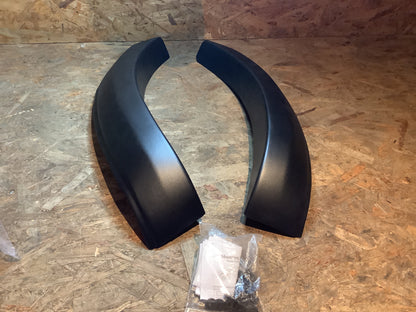 Oneway Kotflügelverbreiterungen FORD Ranger T6-T7 2012-2019 (mit Klebeband) mit ABE TÜV