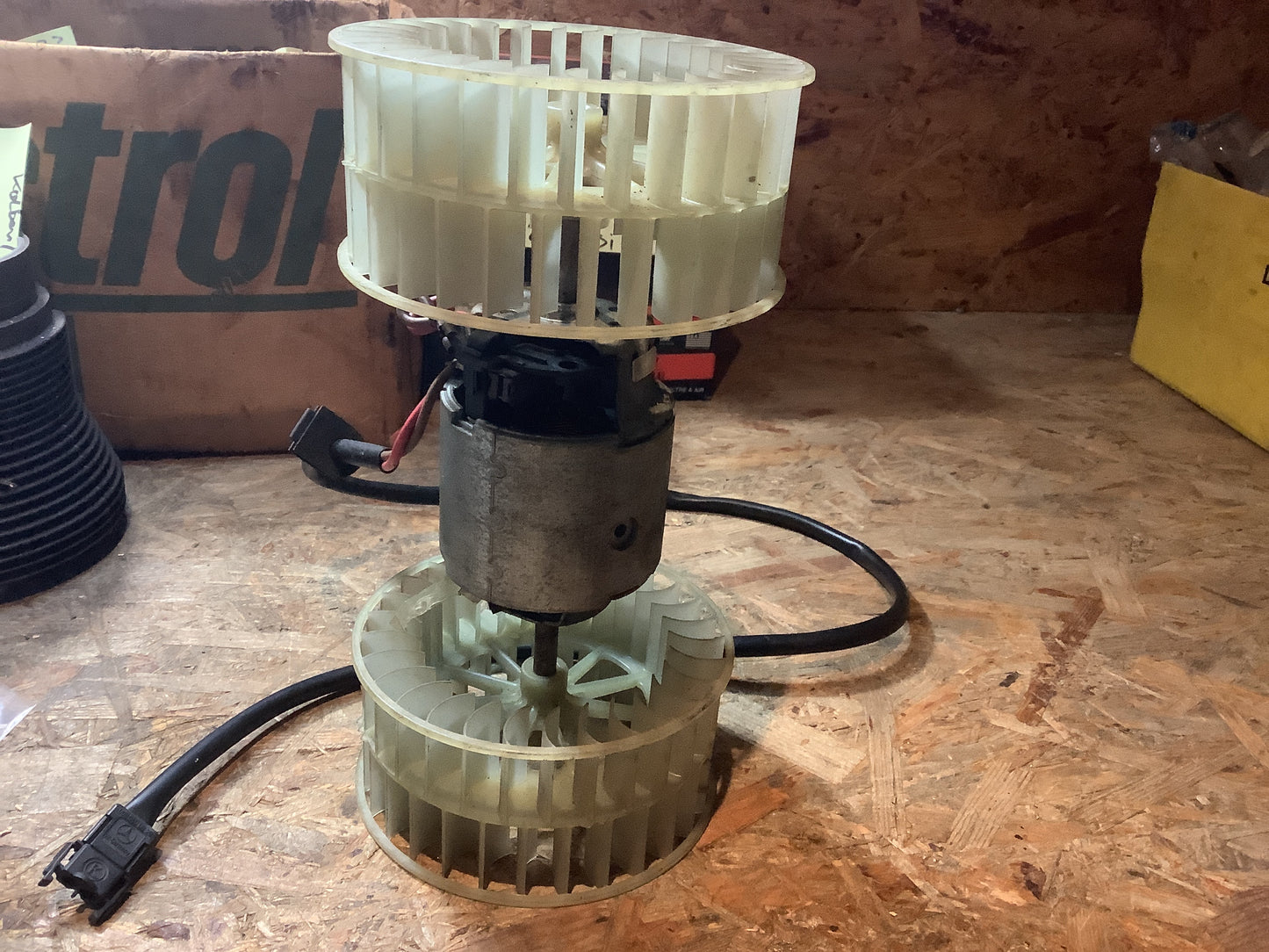 Mercedes Benz CL 201 E-Motor Lüftung Original Bosch Gebraucht