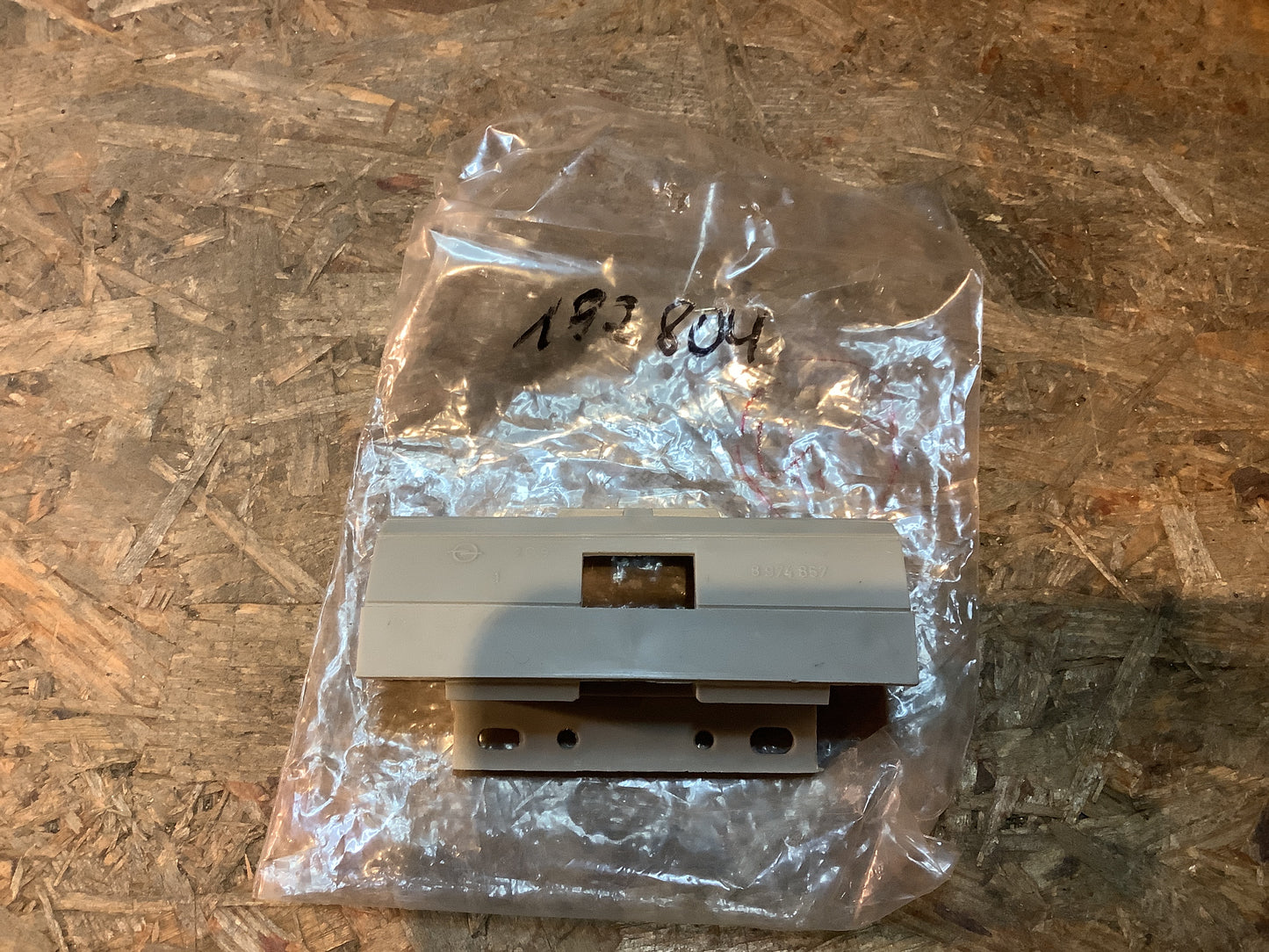 Opel Kadett C Caravan Tankdeckelscharnier Original Opel NEU