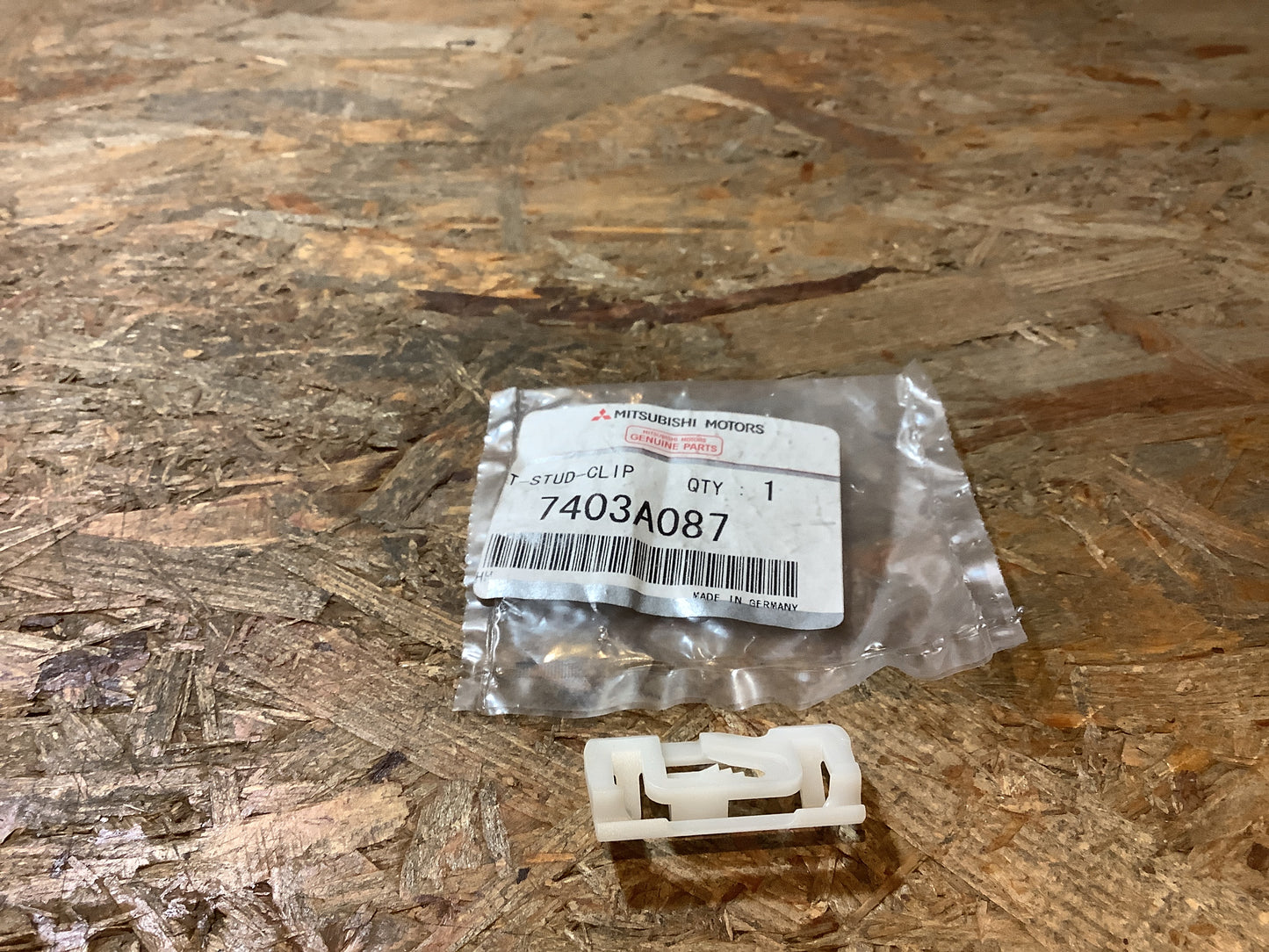 Mitsubishi Colt VI Clip, A Säule, Frontscheibe Original Mitsubishi NEU