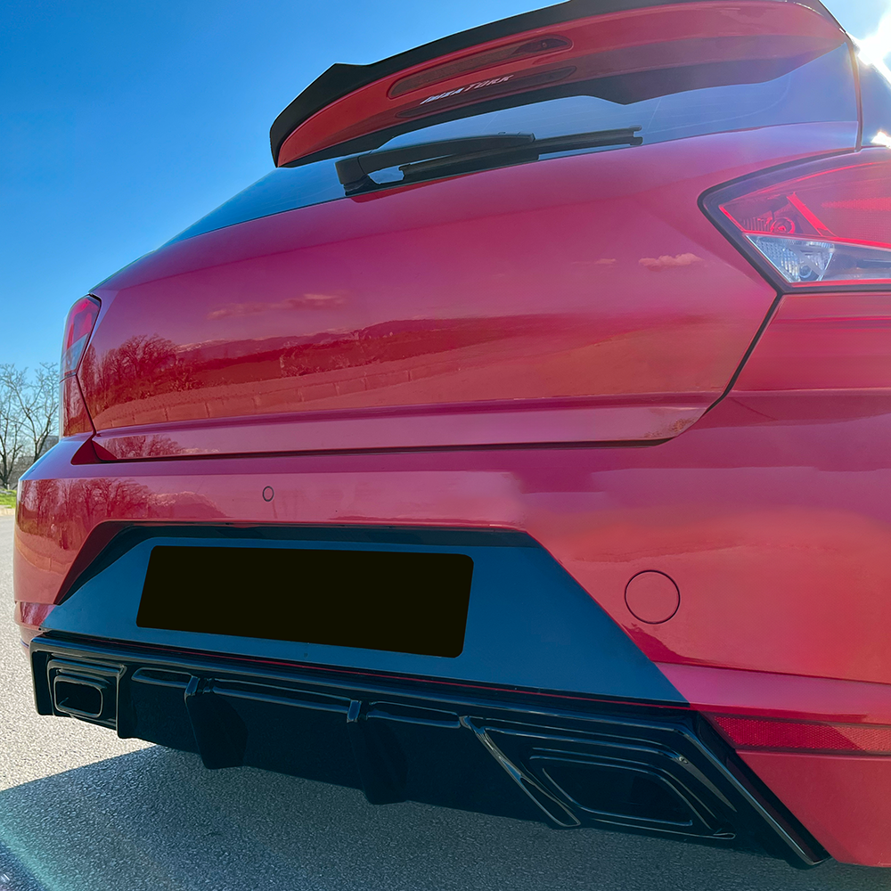 Heckdiffusor passend für SEAT Ibiza Fr / SEAT Ibiza Mk5 2017-2021 Hochglanz Schwarz