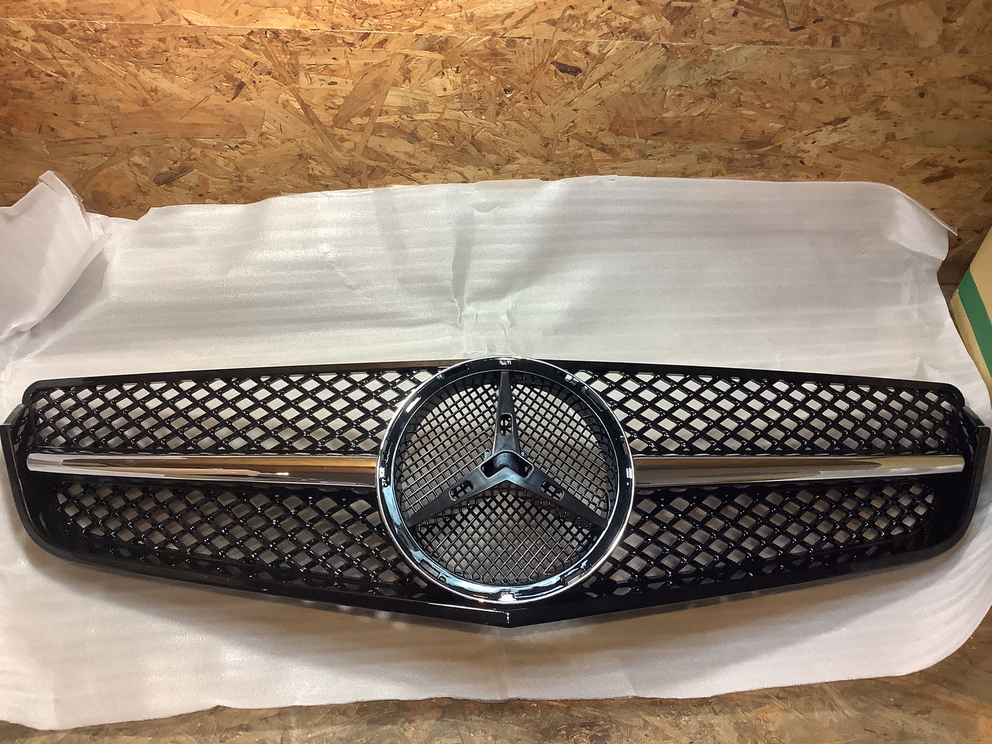 Sport Kühlergrill Chrom & Schwarz MERCEDES E-Klasse C207 Coupe A207 Cabrio Pre-Facelift 2009-2013