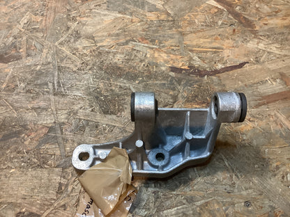 Manta, Ascona, Kadett Halter, Lichtmaschine Original GM NEU