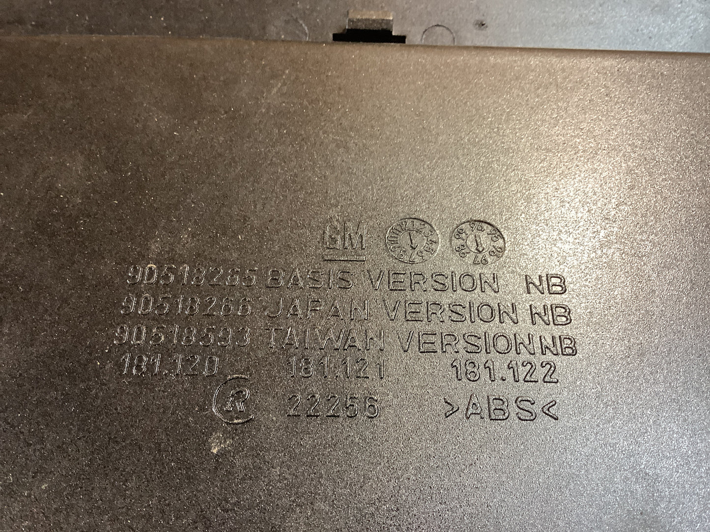 Astra F Heckblende, Kofferraumdeckel Original GM NEU