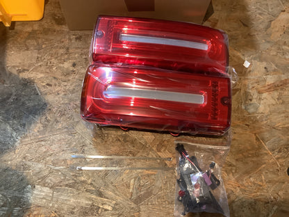 Tuning-Tec LED Rückleuchten für Mercedes Benz G-Klasse W463 90-18 rot/klar dynamisch