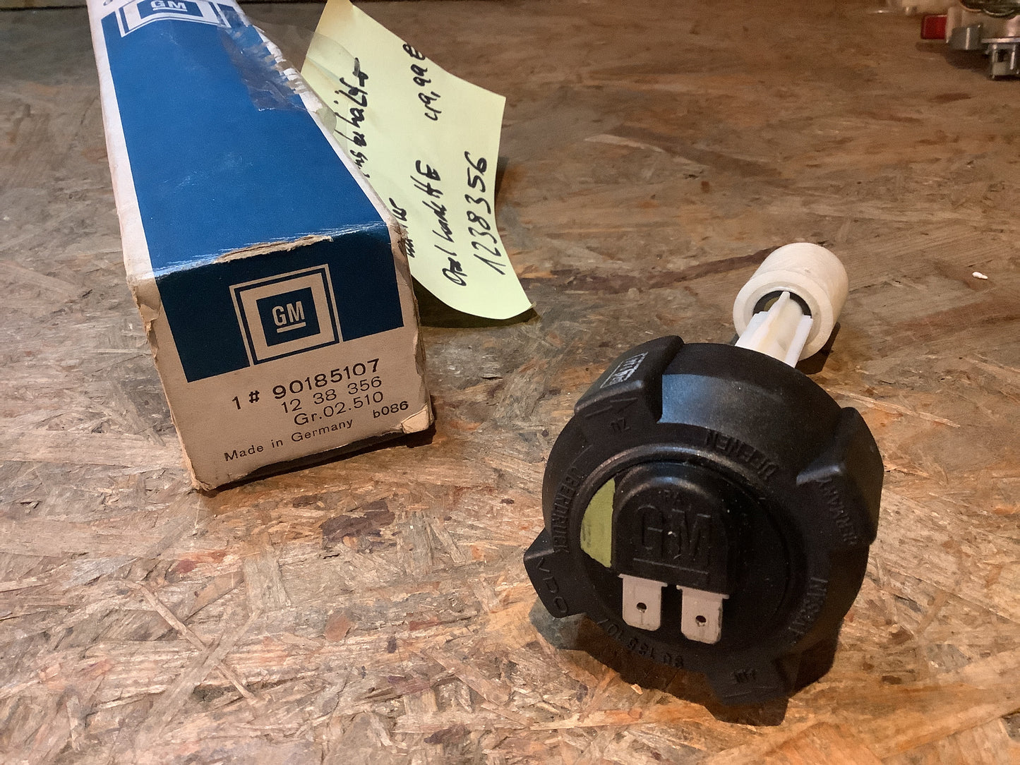 Opel Kadett E Sensor Ausgleichsbehälter Kühler Original GM NEU