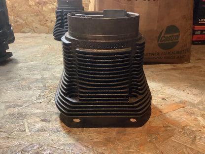 VW 1500,1600 Bj. 65-73 Kolben/Zylinder Original VW NEU