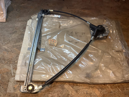 Audi 80 B4 Bj. 09.91-01.95 Fensterheber vorn links Original VW NEU