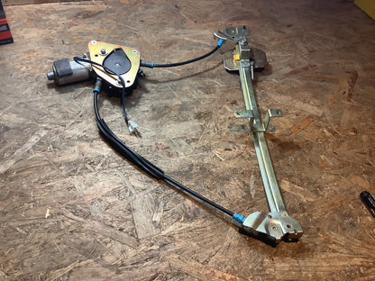 Audi 80 Bj. 86-93 elektrischer Fensterheber vorne Original Politecnica 80 NEU
