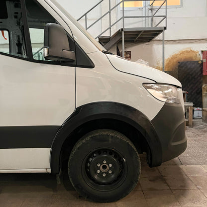 Kotflügelverbreiterungen passend für MERCEDES Sprinter W907 2018 + Matt Schwarz