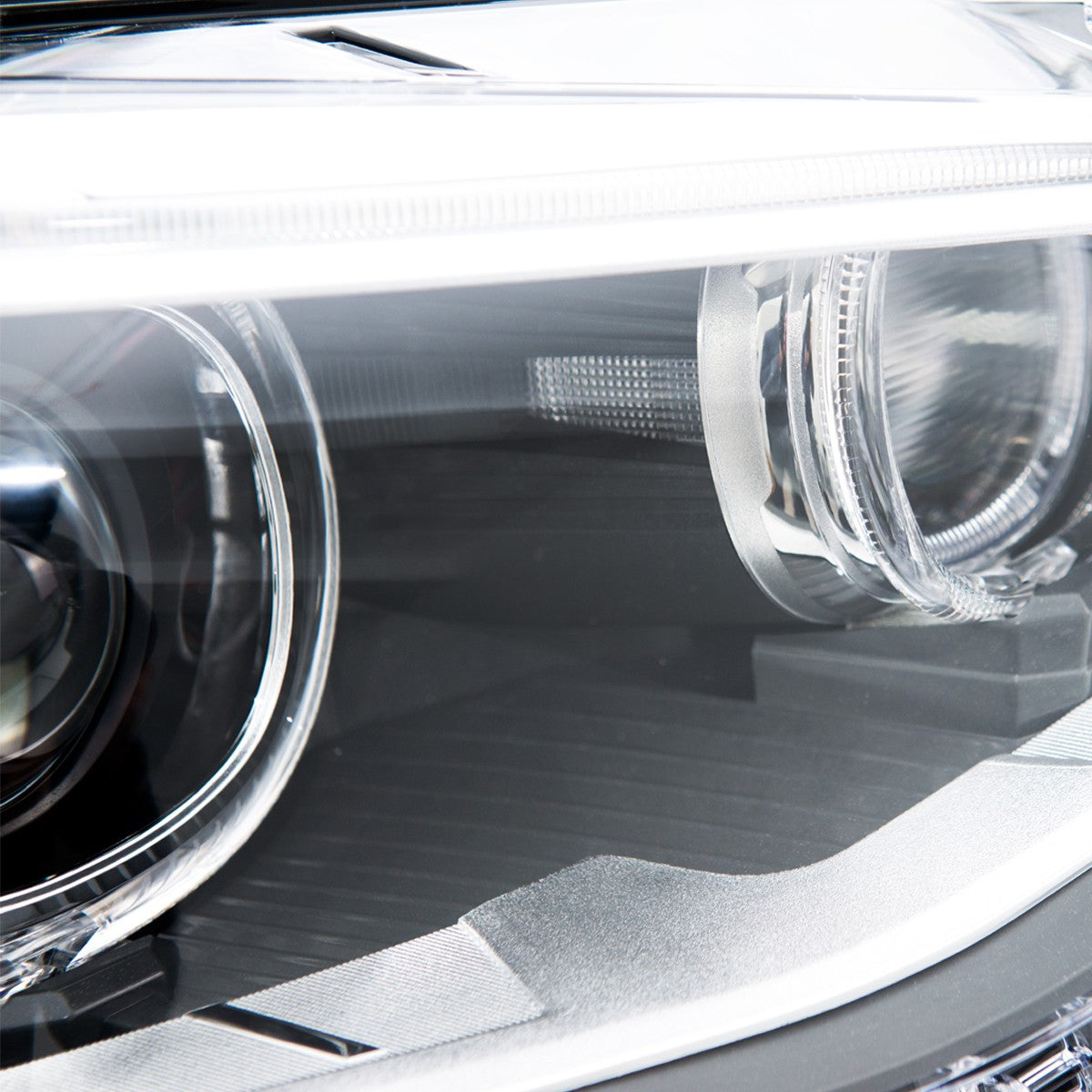 Schwarze LED Angel Eye Scheinwerfer passend für BMW 1er F20 F21 2011-2015