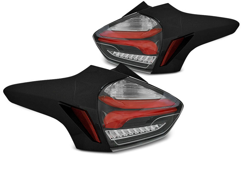 Tuning-Tec Voll LED Lightbar Rückleuchten für Ford Focus MK3 15-18 schwarz/rot mit dynamischem Blinker