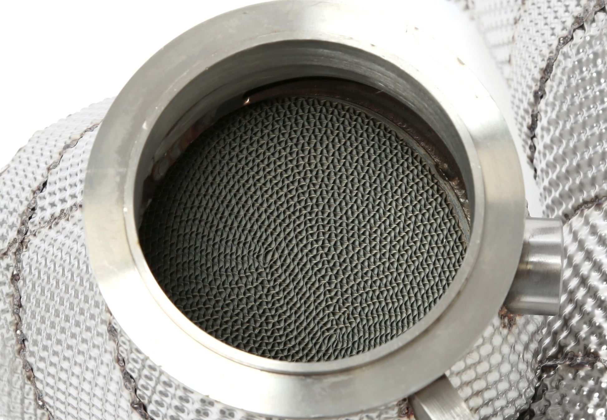 TA Technix Downpipe mit Hitzeschild und Katalysator passend für BMW 5er Serie M5 Typ F10, 6er Serie M6 Typ F12/F13/F06 - M...