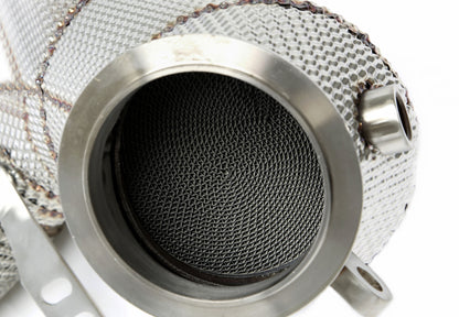 TA Technix Downpipe mit Hitzeschild und Katalysator passend für BMW 5er Typ G30,G30N, 7er Serie Typ G11N/G12N, 8er Serie T...