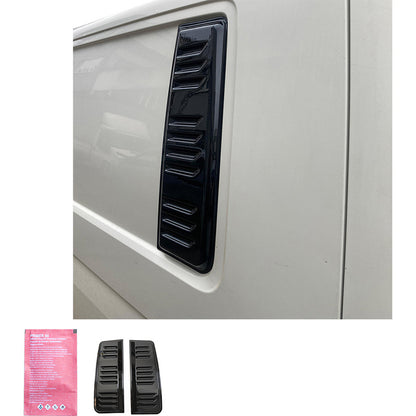 Oneway Lüftungsschlitze passend für Volkswagen Transporter T5.1/T6/T6.1 2010-2022 (Langer Radstand) - Schwarz glänzend