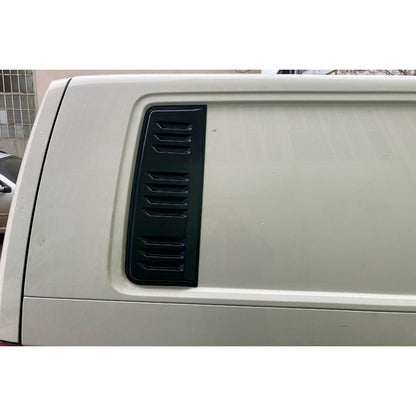 Oneway Lüftungsschlitze passend für Volkswagen Transporter T5.1/T6/T6.1 2010-2022 (Langer Radstand) - Mattschwarz