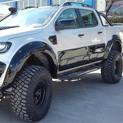 Oneway Karosserieverkleidung passend für Ford Ranger T6/T7/T8 2012-2022 (Jumbo) - Schwarz glänzend
