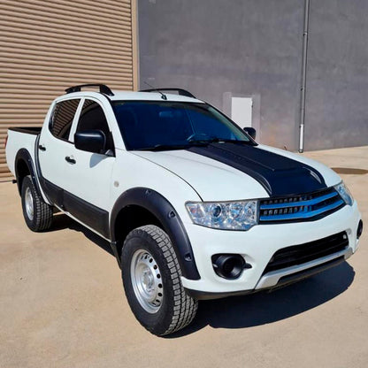 Oneway Karosserieverkleidung passend für Mitsubishi L200 Triton 4 2007-2014 - Mattschwarz