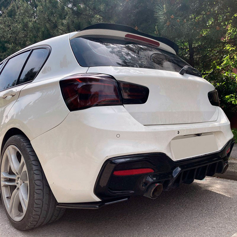 Oneway Kompletter Umbausatz passend für BMW 1er F20/F21 M-Power Facelift 2015-2019 - Schwarz glänzend