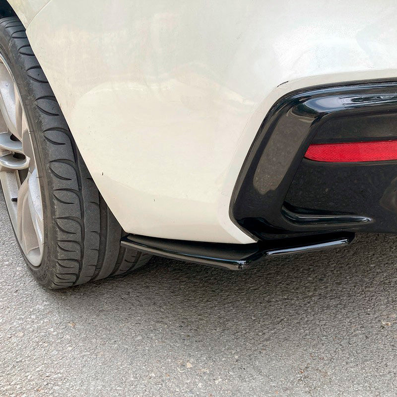 Oneway Kompletter Umbausatz passend für BMW 1er F20/F21 M-Power Facelift 2015-2019 - Schwarz glänzend
