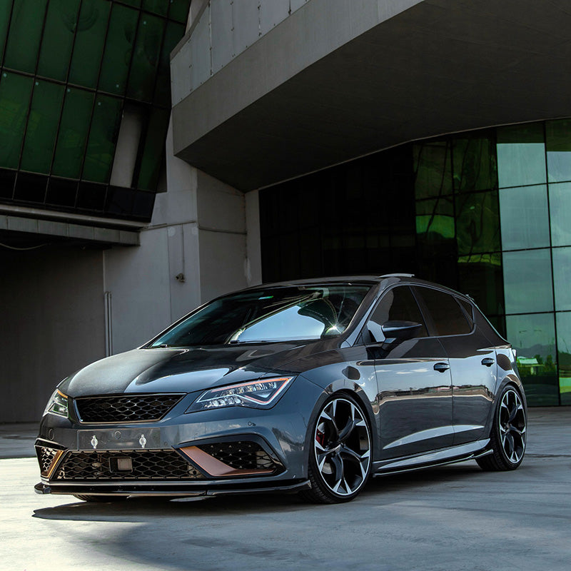 Oneway Kompletter Umbausatz passend für Seat Leon (5F) HB 5-türer FR Facelift 2017-2020 - Schwarz glänzend