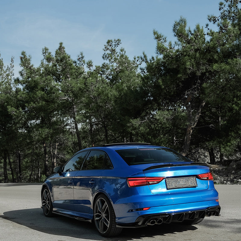 Oneway Kompletter Umbausatz passend für Audi S3 8V Limousine 2016-2020 - Schwarz glänzend