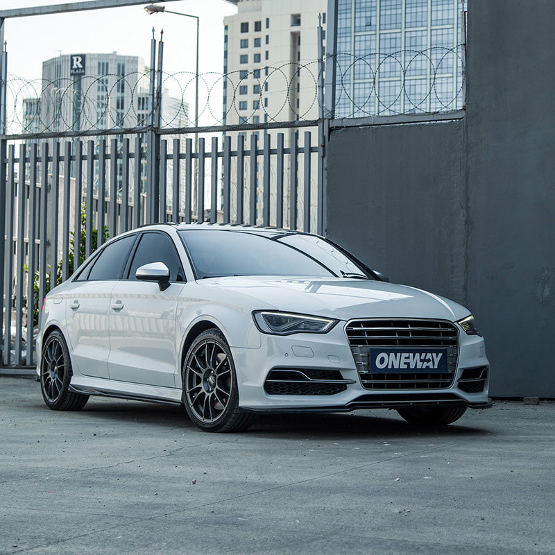 Oneway Kompletter Umbausatz passend für Audi S3 8V Limousine 2013-2016 - Schwarz glänzend