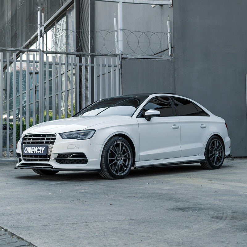 Oneway Kompletter Umbausatz passend für Audi S3 8V Limousine 2013-2016 - Schwarz glänzend