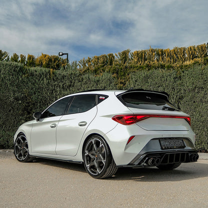 Oneway Kompletter Umbausatz passend für Cupra Leon Facelift 2024- - Schwarz glänzend
