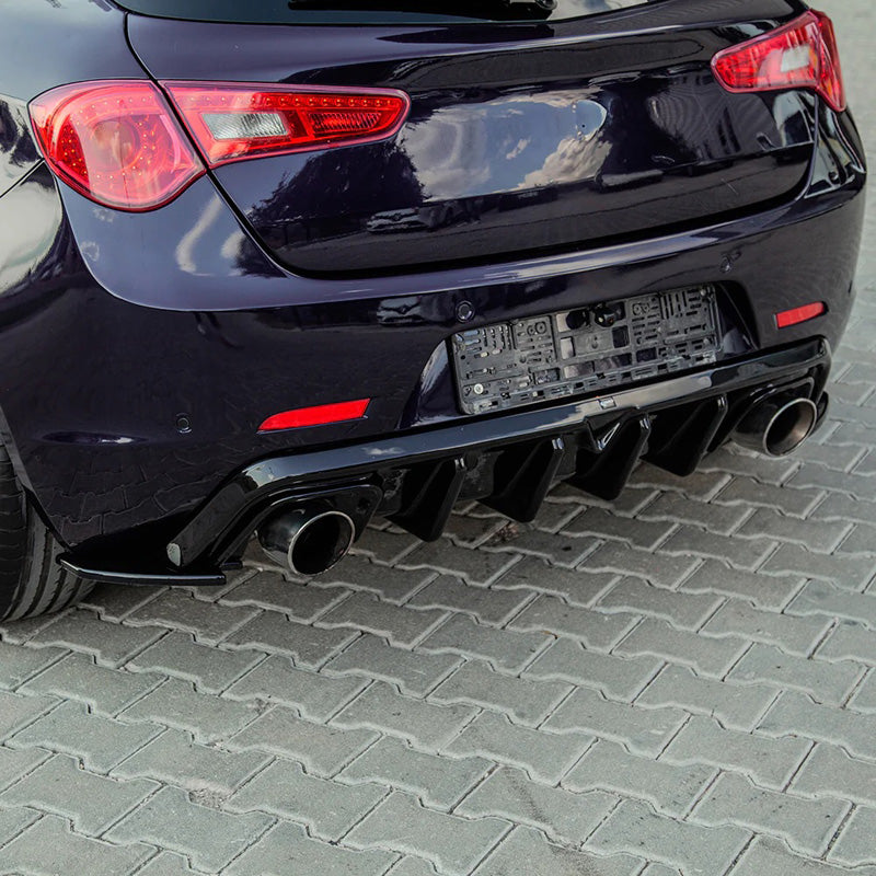 Oneway Kompletter Umbausatz passend für Alfa Romeo Giulietta 2010-2020 - Schwarz glänzend