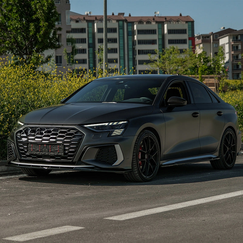 Oneway Kompletter Umbausatz passend für Audi A3 8Y Limousine S3/S-Line 2020-2024 - Schwarz glänzend