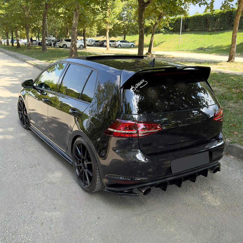 Oneway Kompletter Umbausatz passend für Volkswagen Golf VII HB GTi/GTD 2013-2016 - Schwarz glänzend