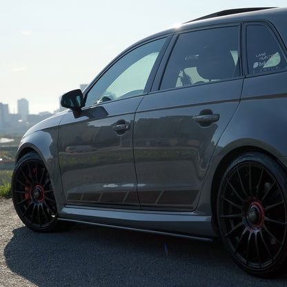Oneway Kompletter Umbausatz passend für Audi RS3 8V Sportback 2015-2016 - Schwarz glänzend
