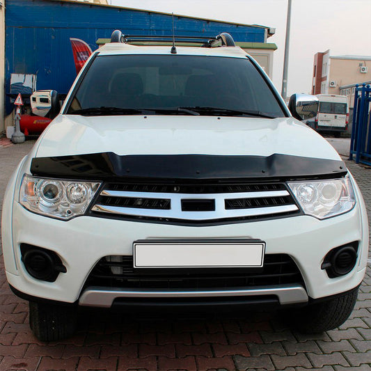 Oneway Motorhaubenschutz passend für Mitsubishi L200 Triton 4 2007-2014 - Schwarz glänzend