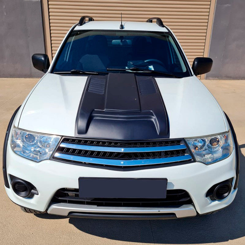 Oneway Motorhaubenhutze passend für Mitsubishi L200 Triton 4 2007-2014 - Mattschwarz