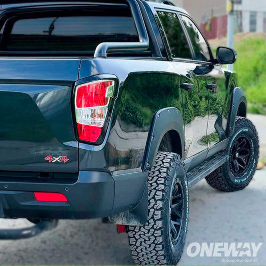 Oneway Satz Kotflügelverbreiterungen passend für SsangYong Musso Grand (Kurzer Radstand) 2018-2020 - Mattschwarz