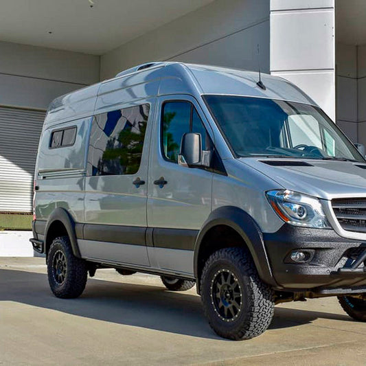 Oneway Satz Kotflügelverbreiterungen passend für Mercedes Sprinter W906 Facelift 2014-2018 - Mattschwarz