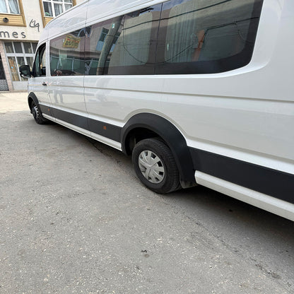 Oneway Satz Kotflügelverbreiterungen passend für Volkswagen Crafter MK2 & MAN TGE MK1 PreFacelift 2016- - Mattschwarz