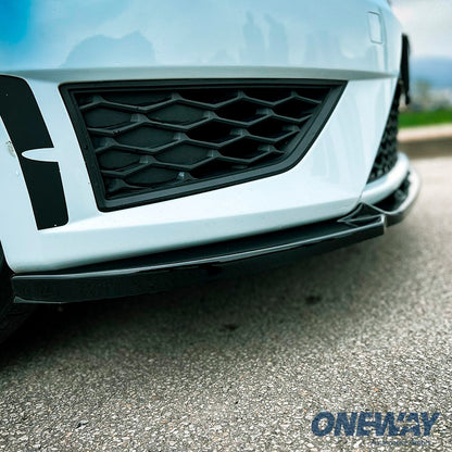 Oneway Frontspoiler passend für Seat Leon (5F) HB/SC/ST FR/Cupra 2013-2016 - Version 2 - Schwarz glänzend