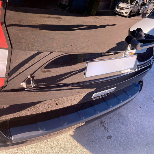Oneway Ladekantenschutz passend für Volkswagen Caddy MK5 2020- - Mattschwarz